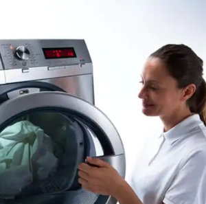 spalatorie de haine self service