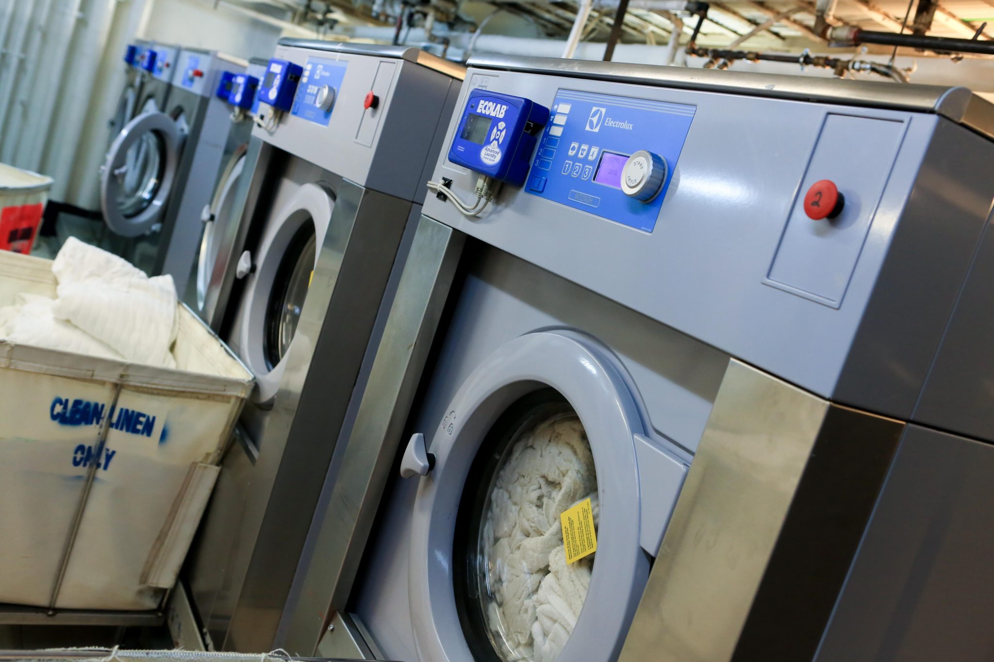 Cum economisești într-o curățătorie profesională de haine